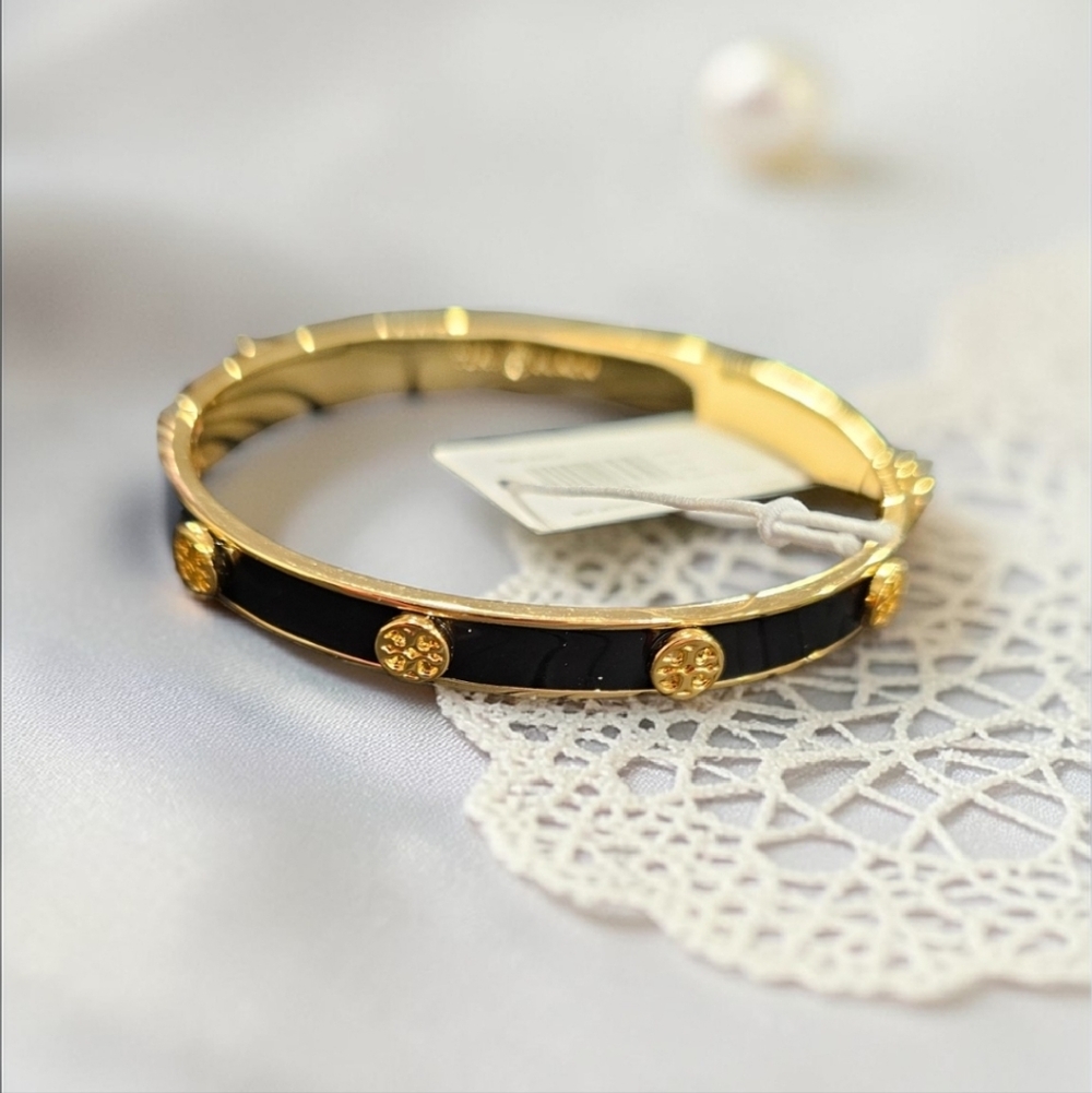 NWT Tory Burch Miller Black and Gold Hinge Bracelet